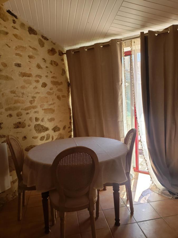 Studio Leonie, Le Cottage De L'Etang Le Tablier ภายนอก รูปภาพ